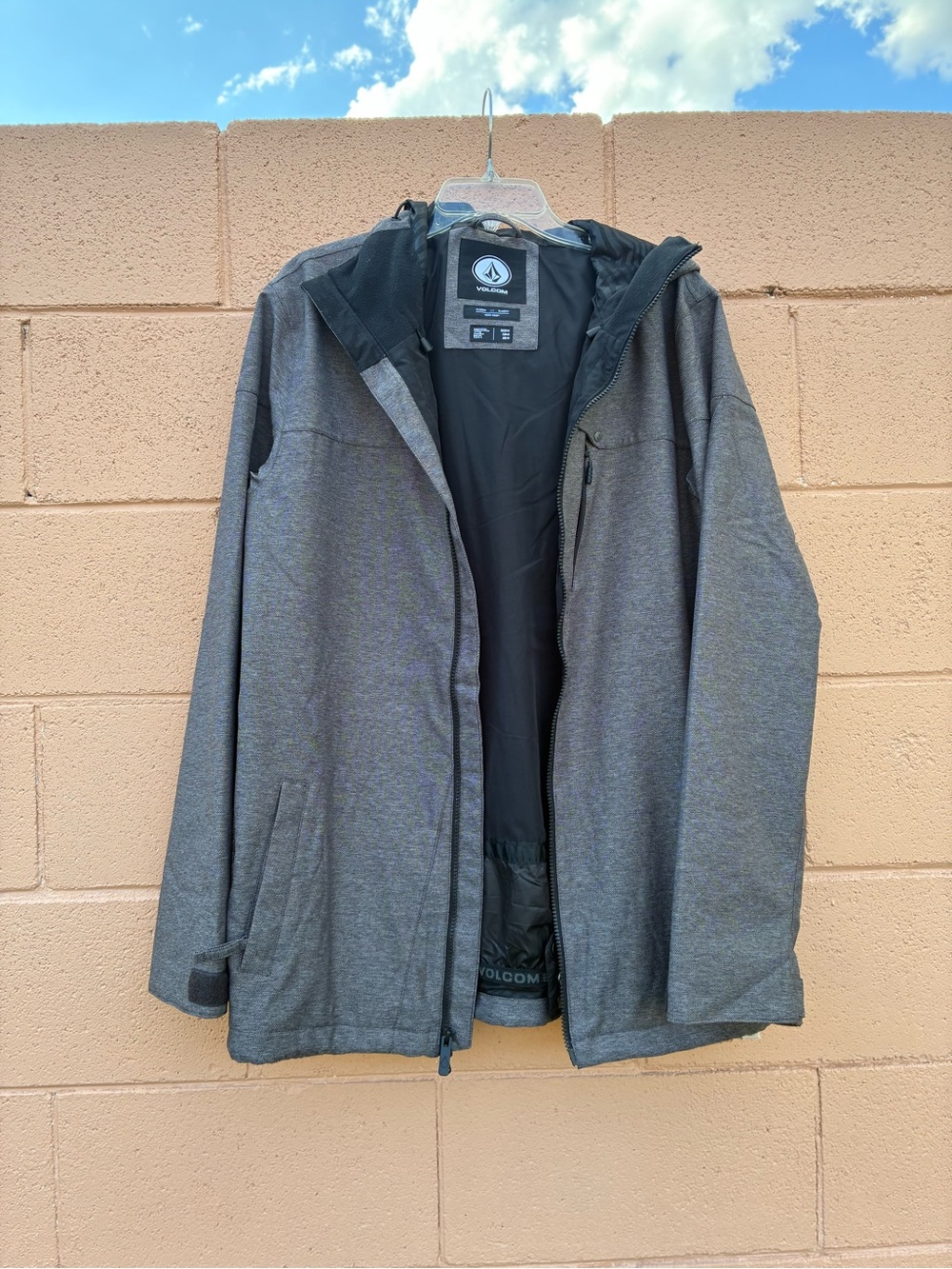 Volcom Men’s Hooded Jacket - Charcoal Gray